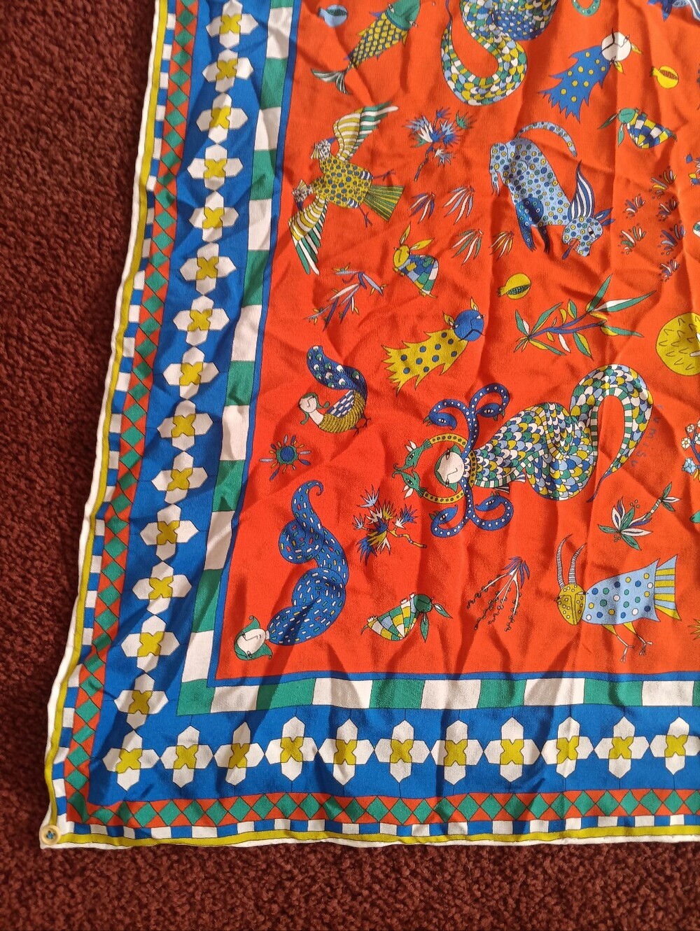 Rumisu Discontinued Wild & Weird Orange Animal Floral 100% Silk Luxury Art Scarf - Picture 3 of 8
